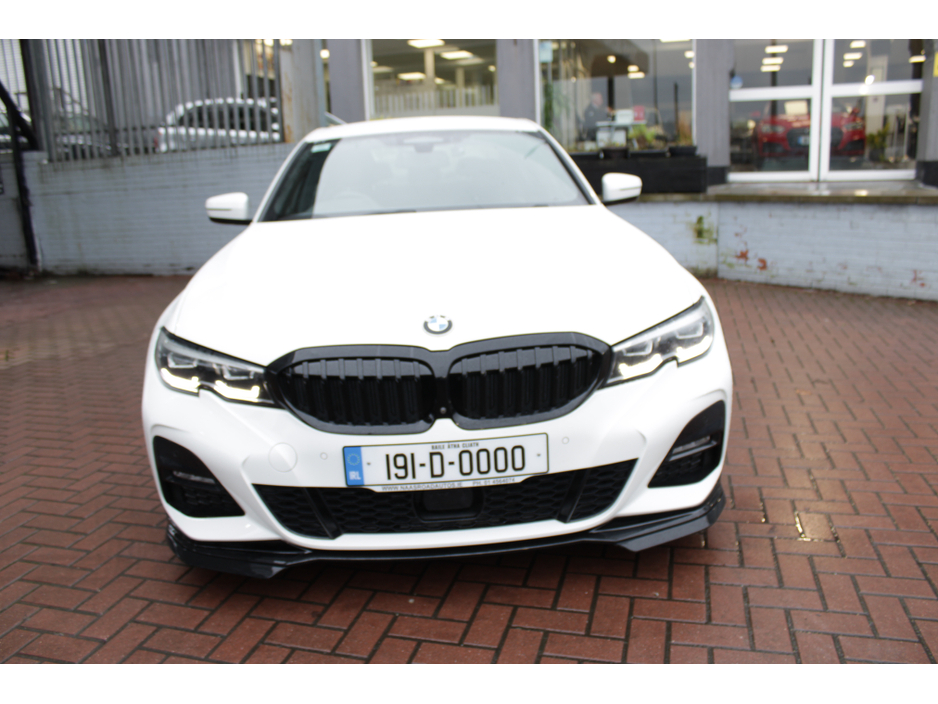 2019 BMW 3 Series 2.0D X-DRIVE M-SPORT PRO PLUS 4DR SALOON AUTO // 1 OWNER WITH ONLY 91,000 KM'S // BUY WITH CONFIDENCE AA AND SIMI APPROVED DEALER 2026 // FINANCE ARRANGED // ALL TRADE INS WELCOME // €33,950