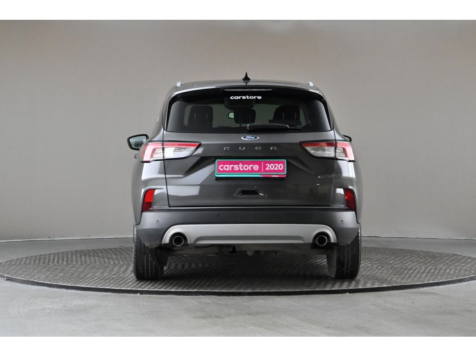 2020 Ford Kuga - image 7