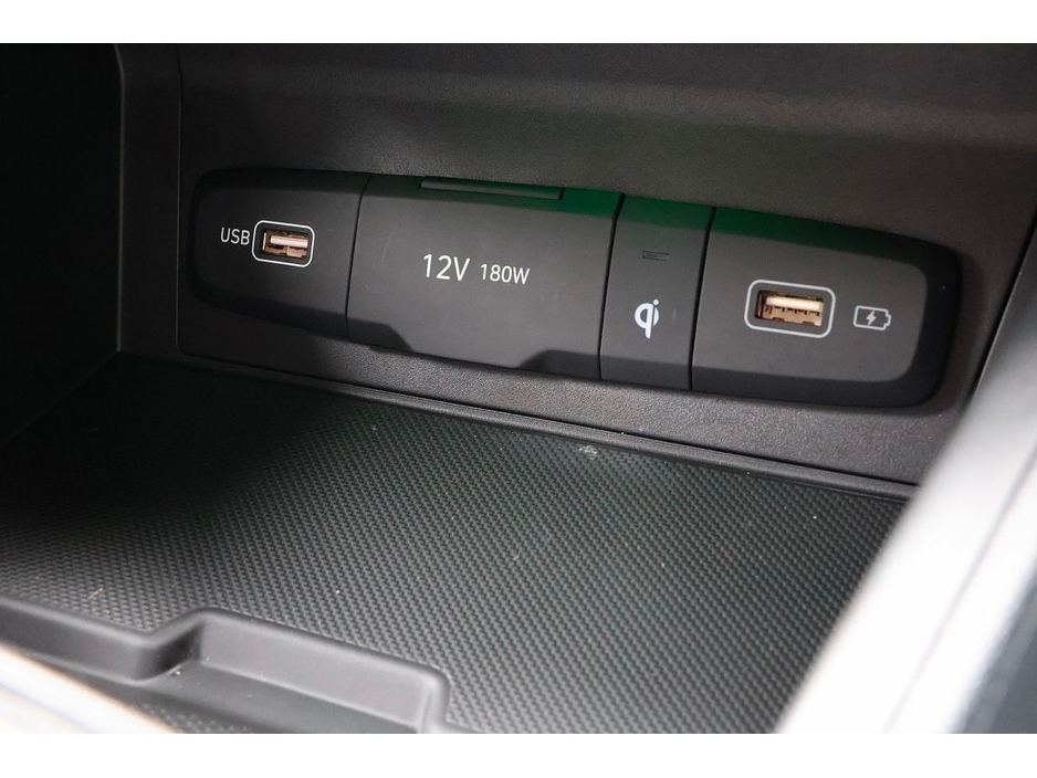 2022 Hyundai Tucson - image 10