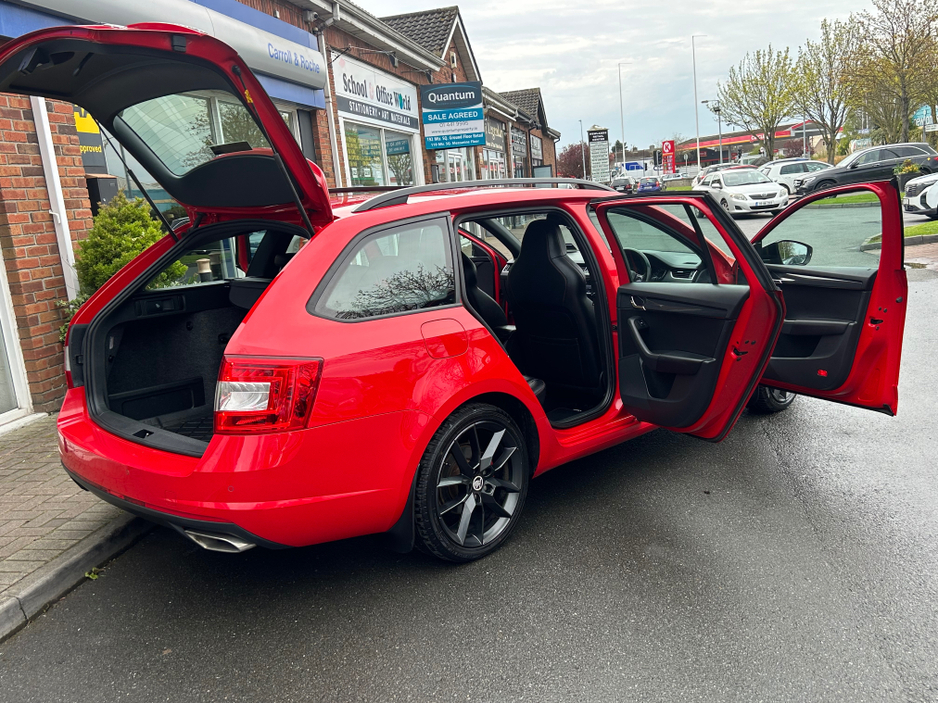 2015 Skoda Octavia - image 33