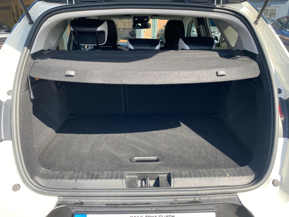 2020 Renault Captur - image 21