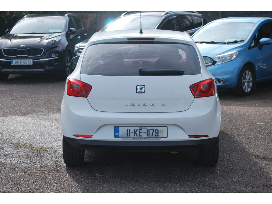 2011 SEAT Ibiza - image 5