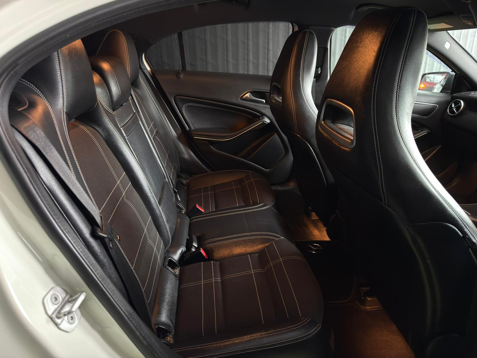 2013 Mercedes-Benz A Class - image 9