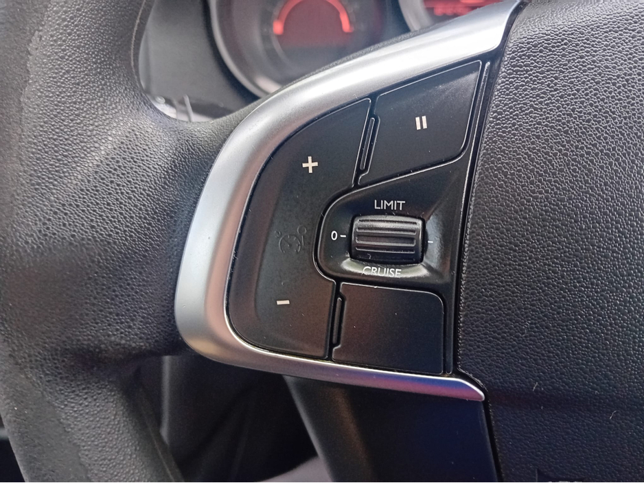 2012 Citroen C4 - image 19