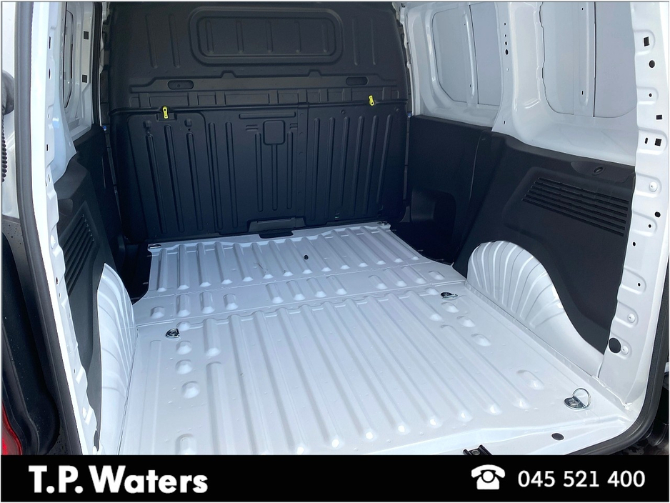 2026 Fiat Doblo - image 9