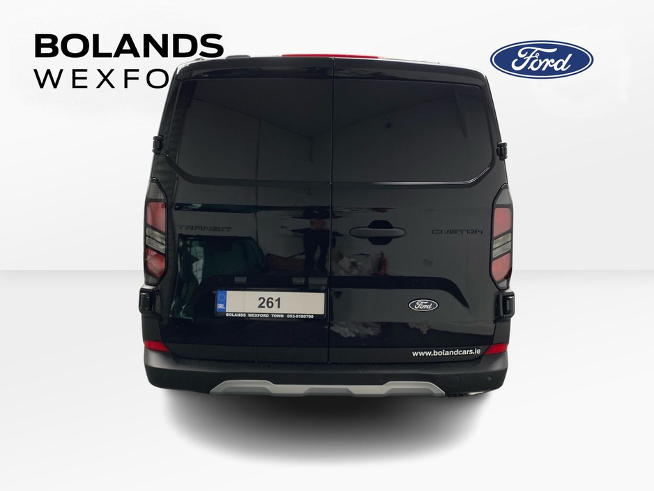 2026 Ford Transit Custom - image 12