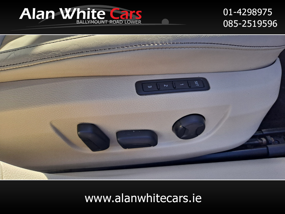 2022 Skoda Superb - image 19