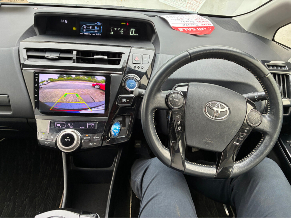 2017 Toyota Prius Alpha 1.8i Petrol Hybrid 5 Seater Automatic €17,950