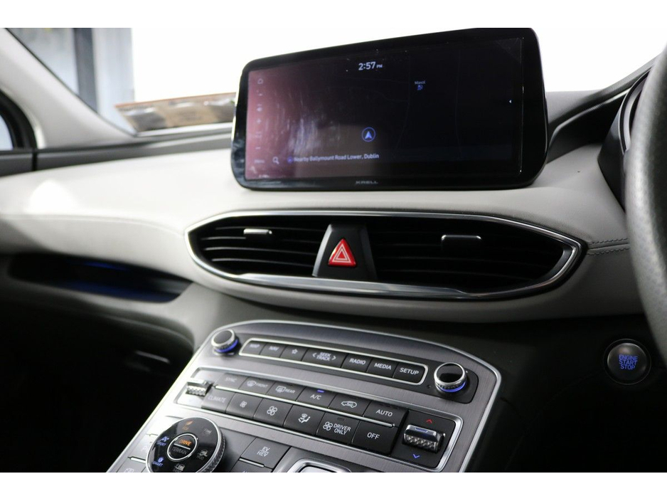 2024 Hyundai Santa Fe PHEV EXECUTIVE PLUS 4WD 1.6L PETROL AUTOMATIC 7 SEATER €49,995