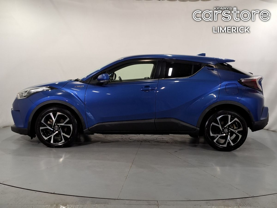 2017 Toyota C-HR - image 6