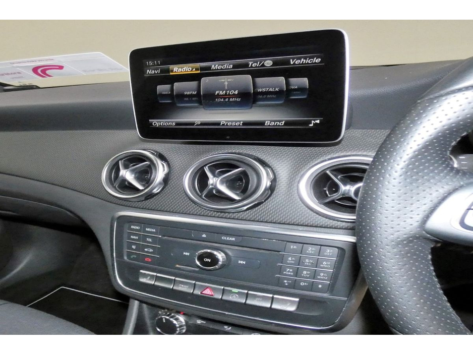 2019 Mercedes-Benz GLA Class GLA 180 *HALF LEATHER*REVERSE CAM*PARK SENSORS* €25,890