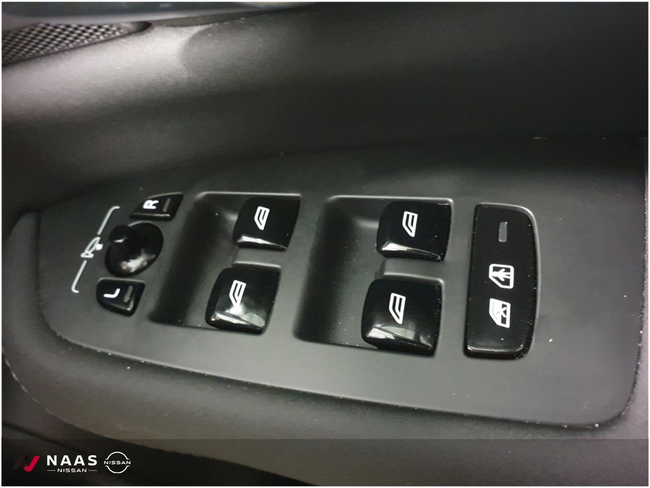 2025 Volvo XC90 - image 28