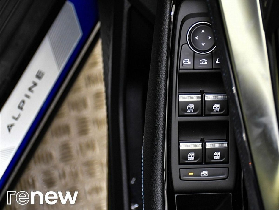 2024 Renault Austral E-TECH Hybrid 200 iconic esprit Alpine €39,950