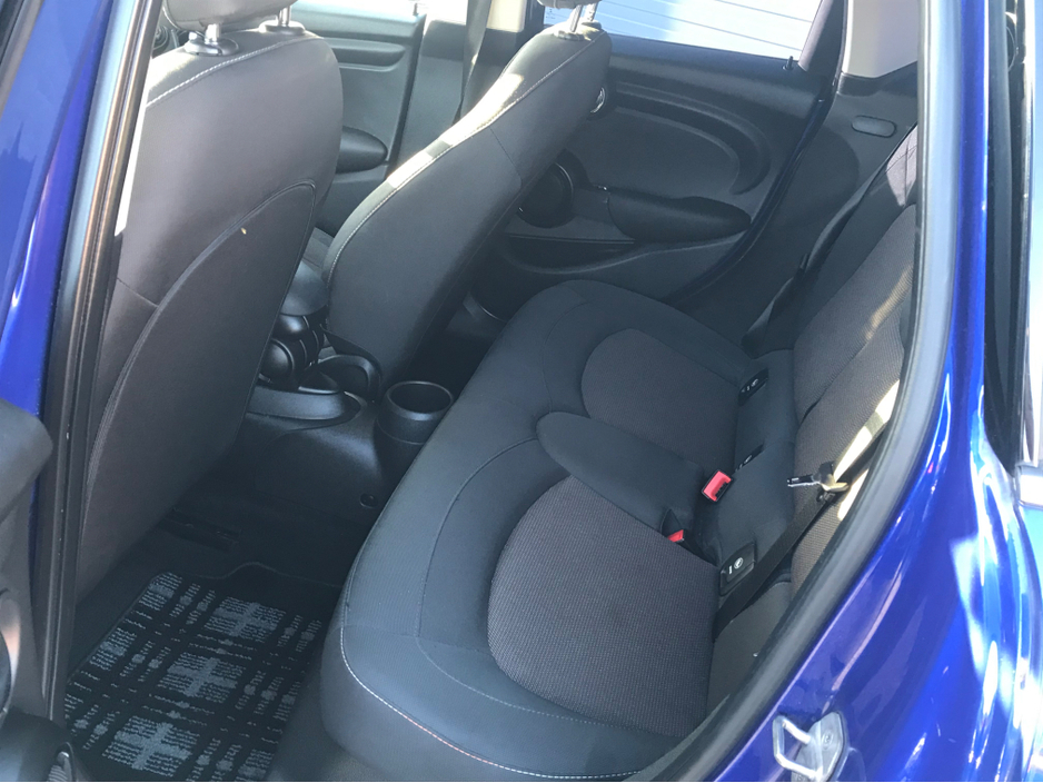 2018 MINI Cooper - image 9