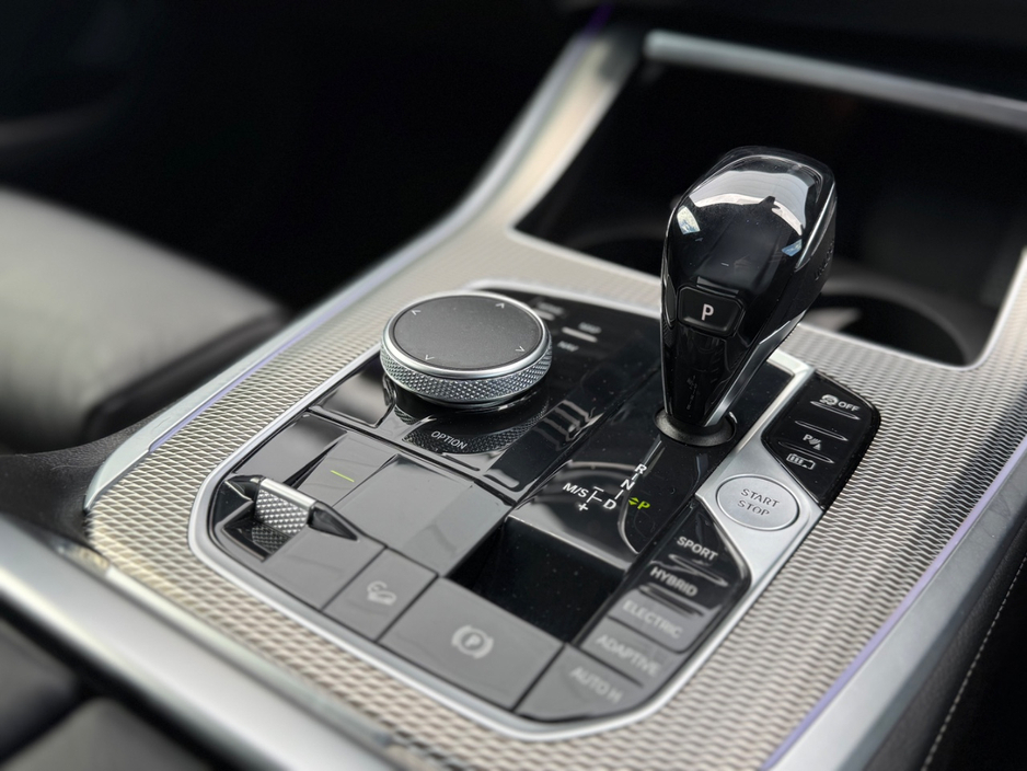 2021 BMW X5 - image 23