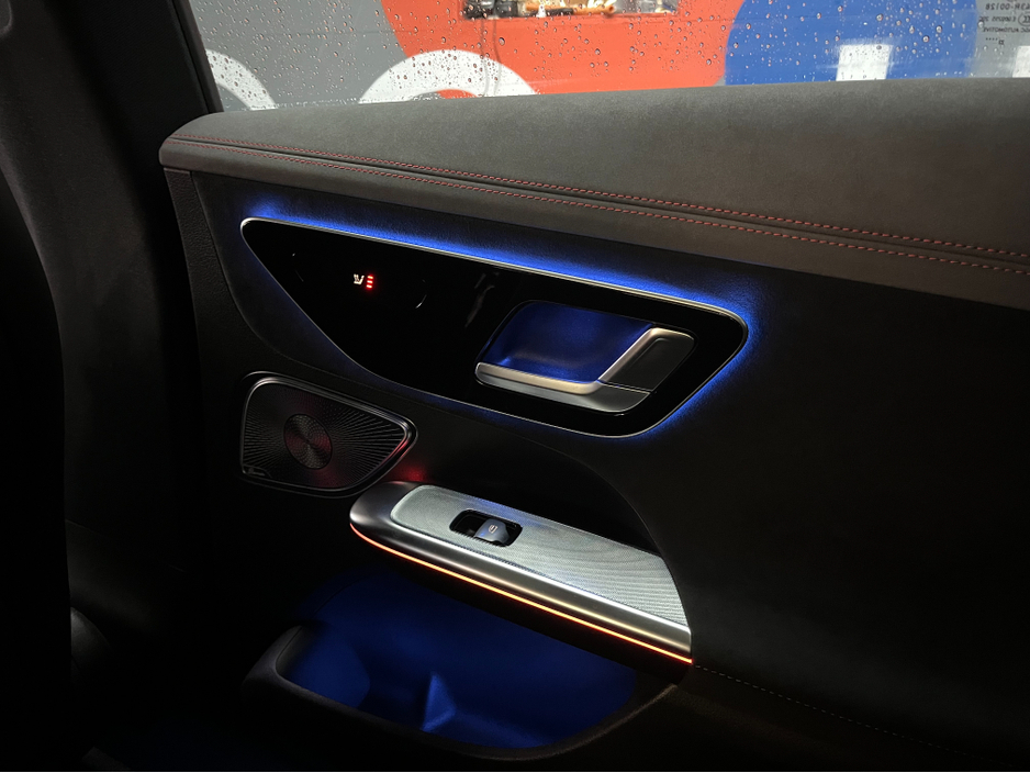 2023 Mercedes-Benz EQE €47950 2023 MERCEDES-BENZ EQE 350+ AUTOMATIC / CRUISE CONTROL / 360° PARKING CAMERA / ELECTRIC MEMORY HEATED & MASSAGING SEATS / PANORAMIC SUNROOF / PADDLE SHIFTERS / AMBIENT LIGHTS / APPLE CARPLAY €47,950