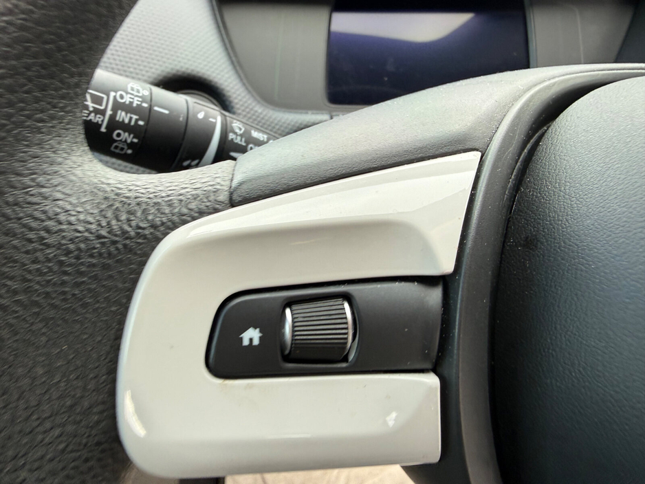 2022 Honda Fit - image 17