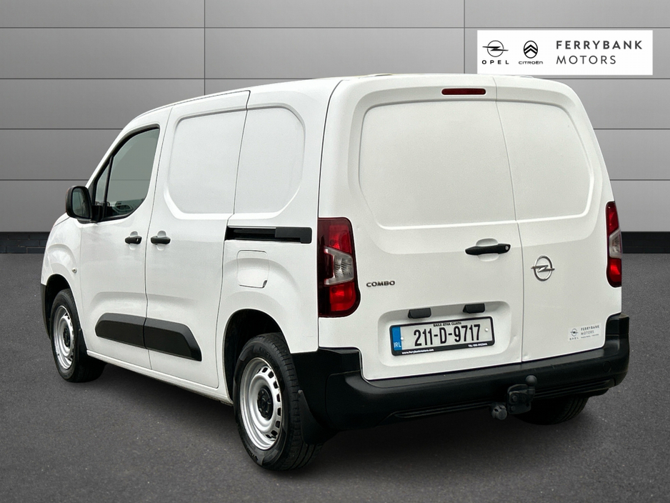 2021 Opel Combo L1H1-1.5 75PS DIESEL 5 S SP 5DR €11,950