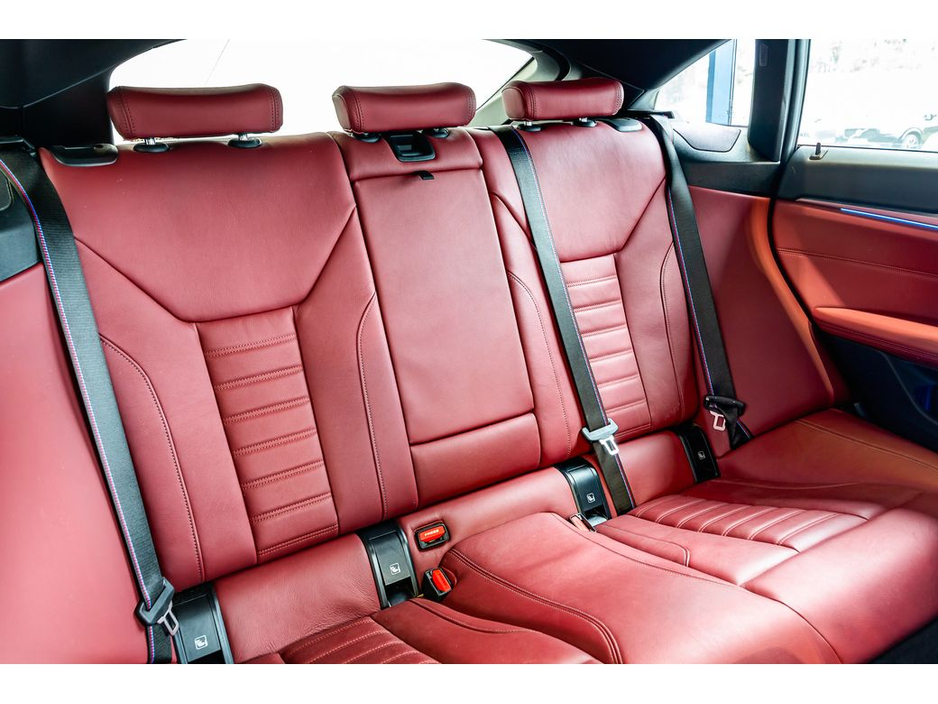 2022 BMW i4 M Sport PRO 40 eDrive 340PS €37,899