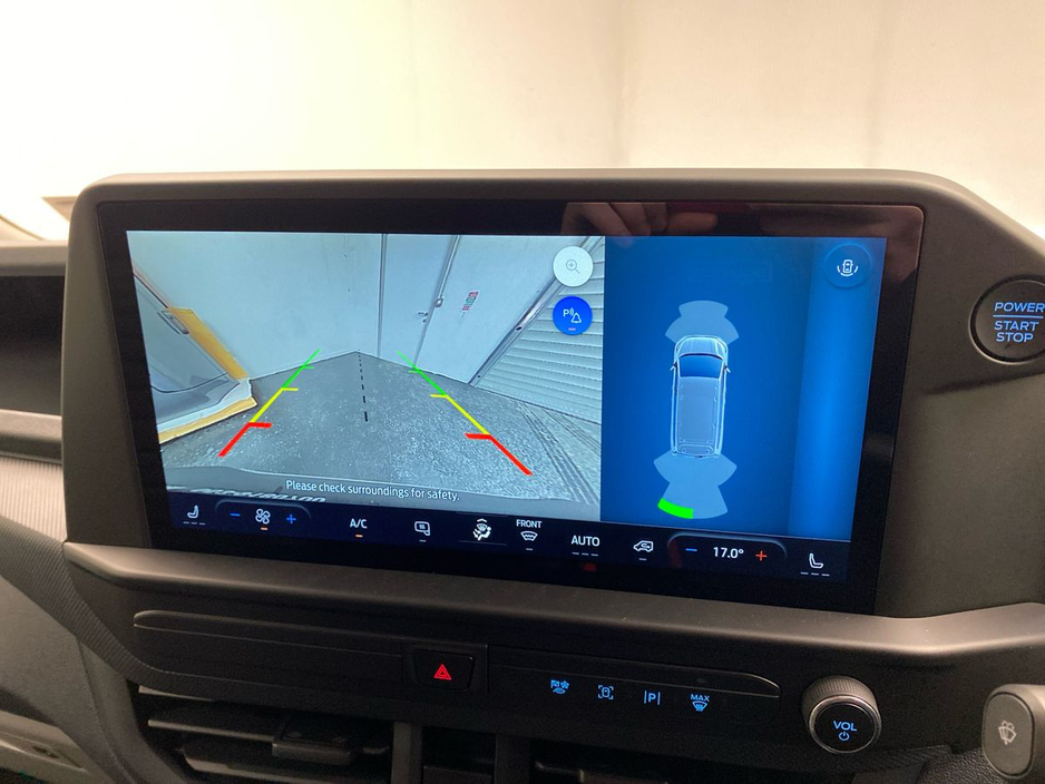 2026 Ford Transit Custom - image 17