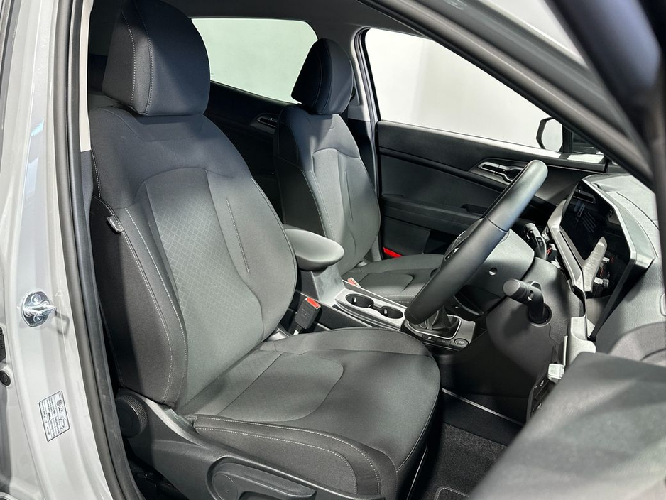 2026 Kia Sportage - image 10