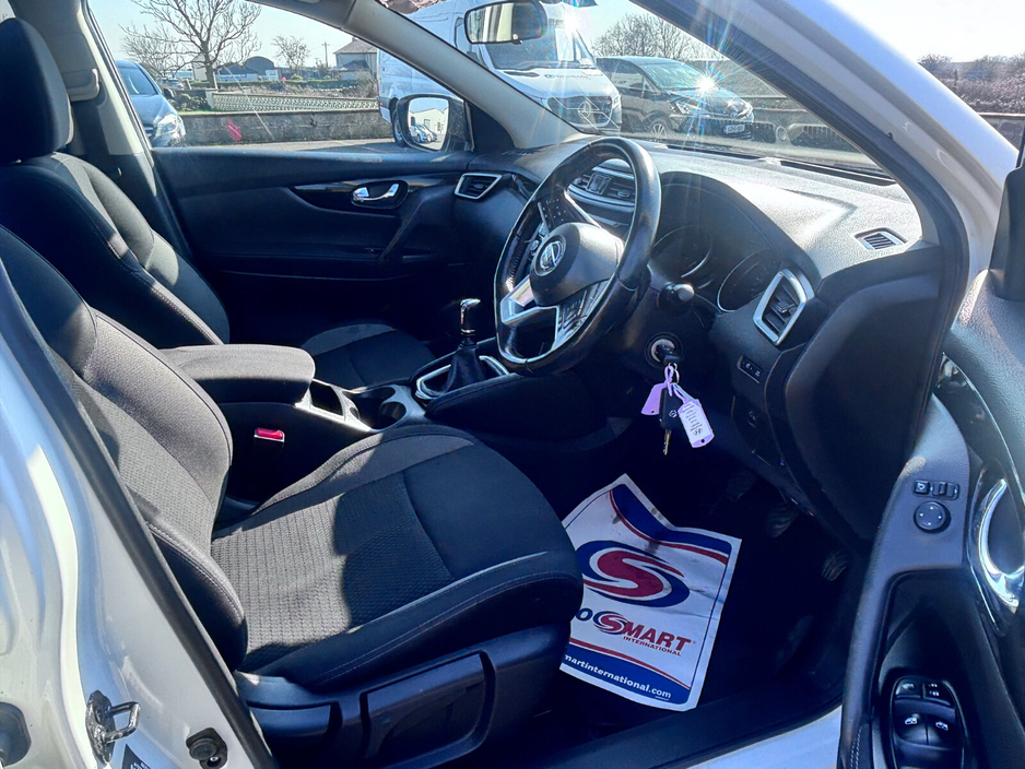 2018 Nissan Qashqai - image 12
