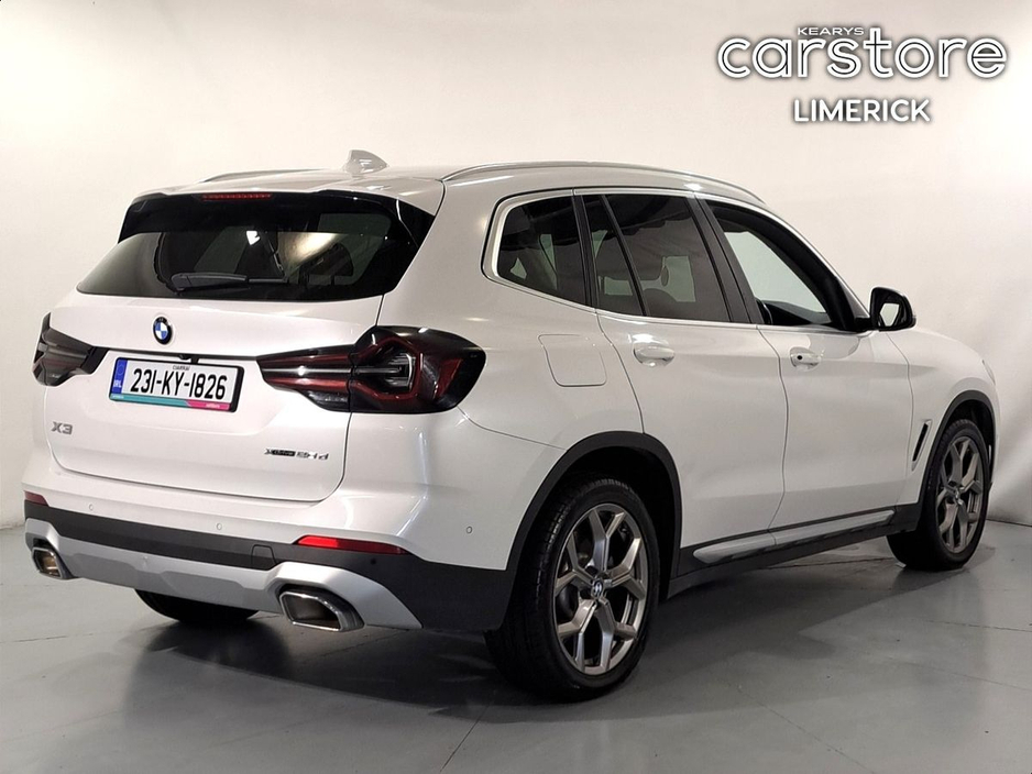 2023 BMW X3 - image 3