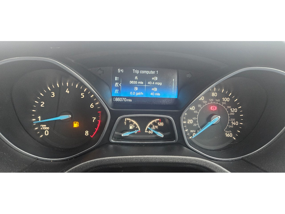 2015 Ford Focus - image 29