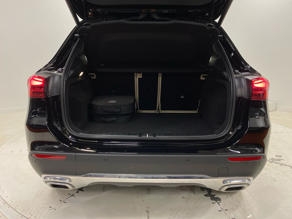 2025 Mercedes-Benz GLA Class - image 19