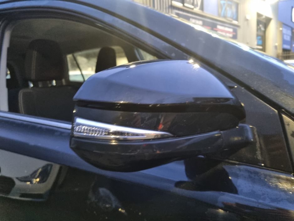 2016 Toyota Rav4 - image 11