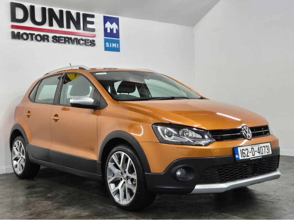 2016 Volkswagen Polo - image 4