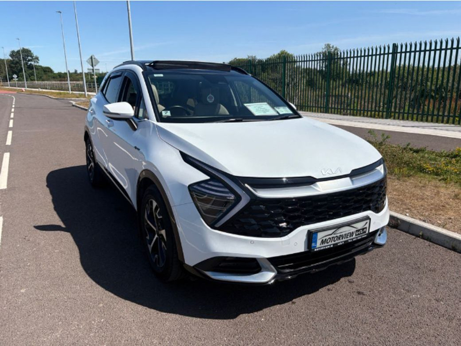 2022 Kia Sportage - image 3