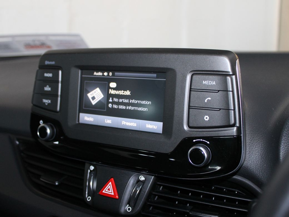 2017 Hyundai i30 i 30 Deluxe 5DR €12,450