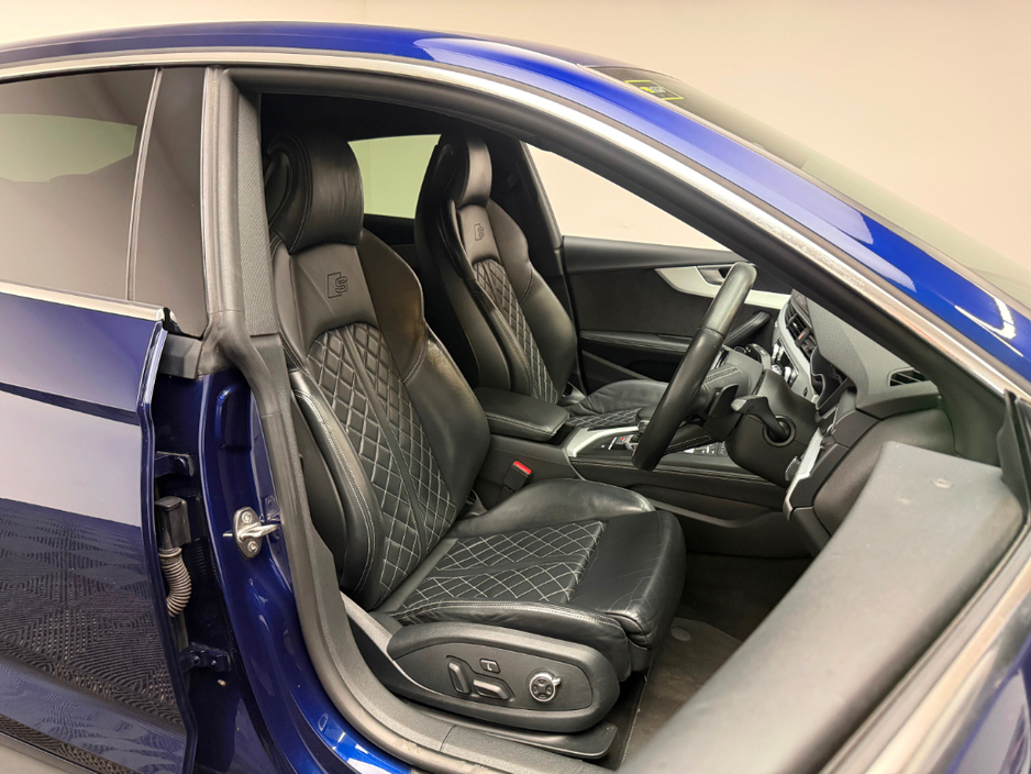 2017 Audi S5 - image 11