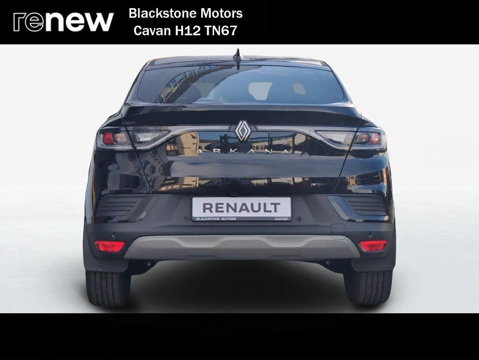 2025 Renault Arkana - image 10