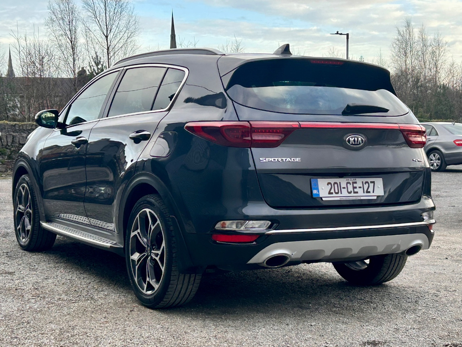 2020 Kia Sportage - image 6