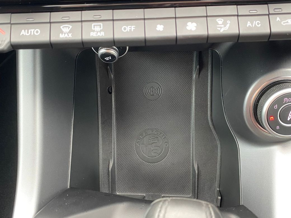 2025 Alfa Romeo Tonale - image 33