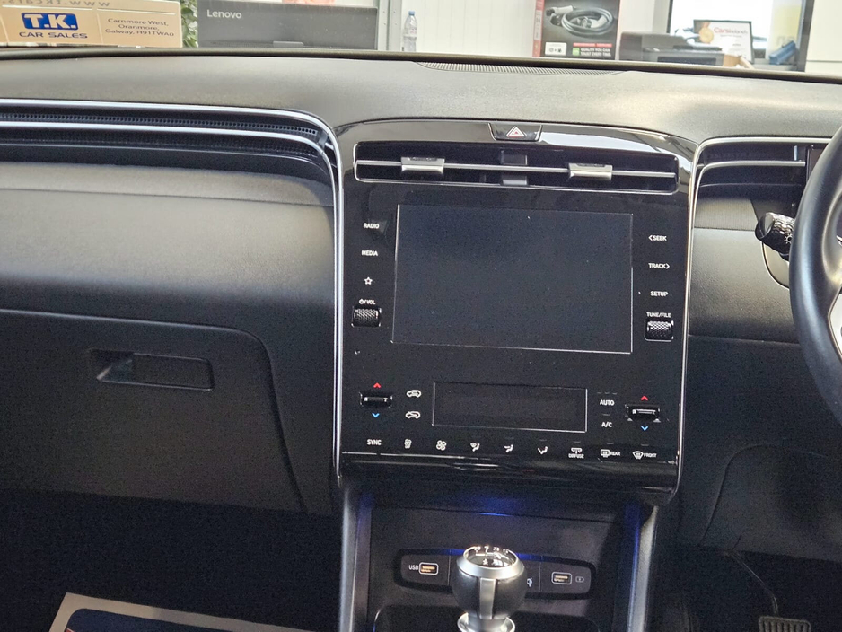 2021 Hyundai Tucson - image 11