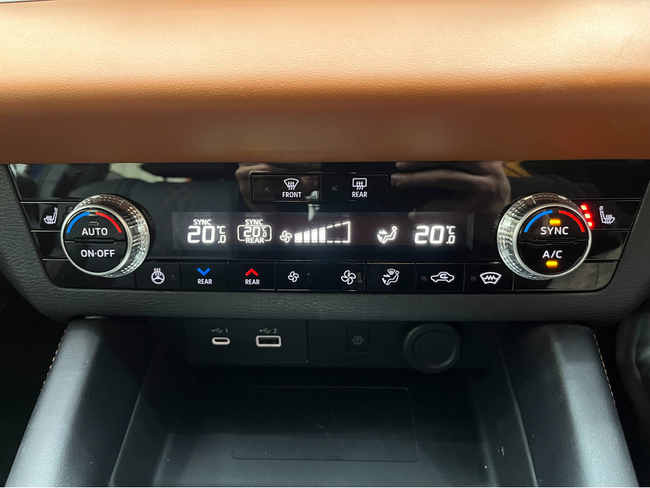 2023 Mitsubishi Outlander - image 24