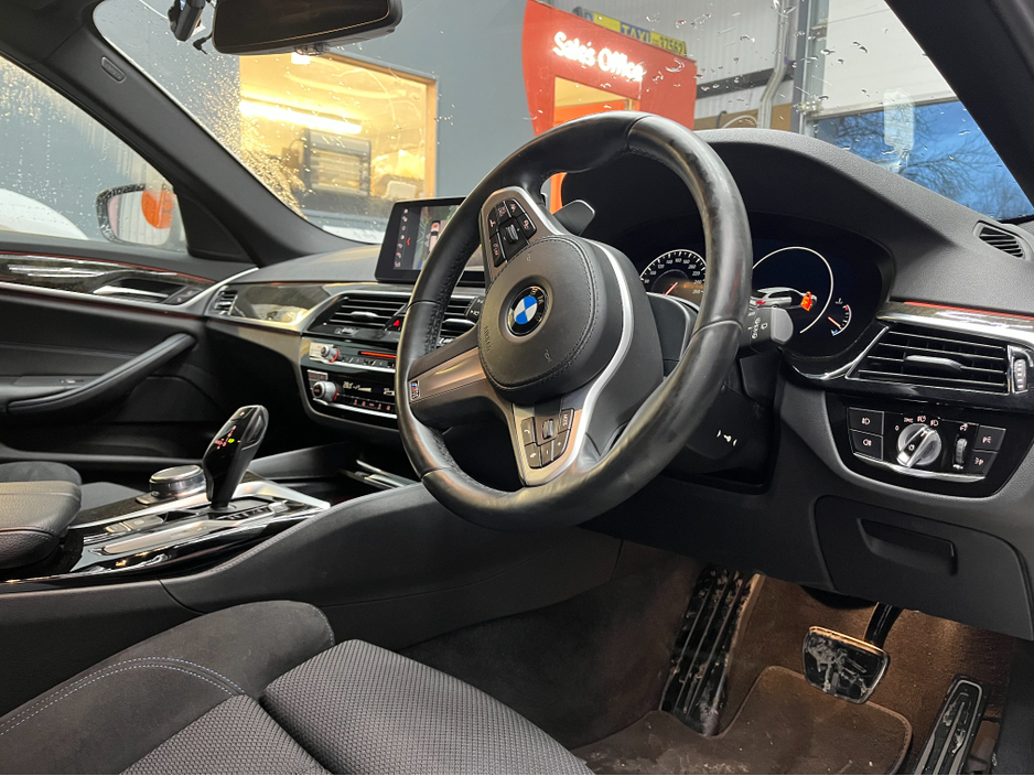 2019 BMW 5 Series €29950 2019 BMW 520D 523D TOURING M-SPORT 2.0 AUTOMATIC / CRUISE CONTROL / 360° PARKING CAMERA / ELECTRIC MEMORY SEATS / PADDLE SHIFTERS €29,950