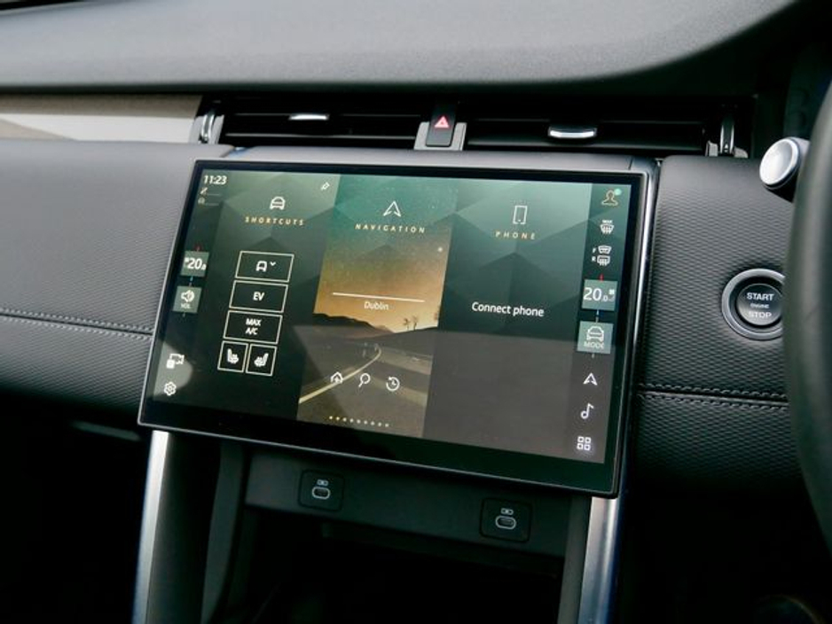 2024 Land Rover Discovery Sport - image 21