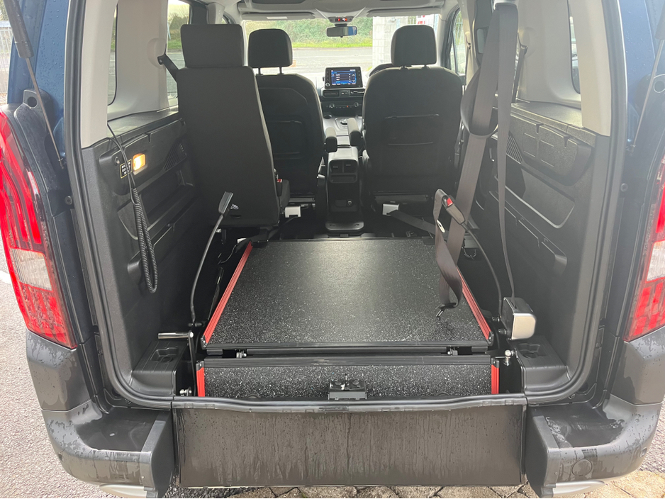 2021 Peugeot Rifter 1.2 Petrol Auto Wheelchair Accessible SWB €24,950