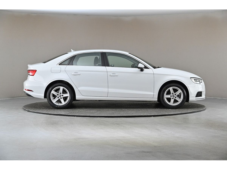 2018 Audi A3 1.4 TFSI S-TRONIC*DIGITAL DASH*REVERSE CAM*PARK SENSORS* €20,890