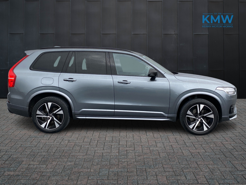 2019 Volvo XC90 - image 4