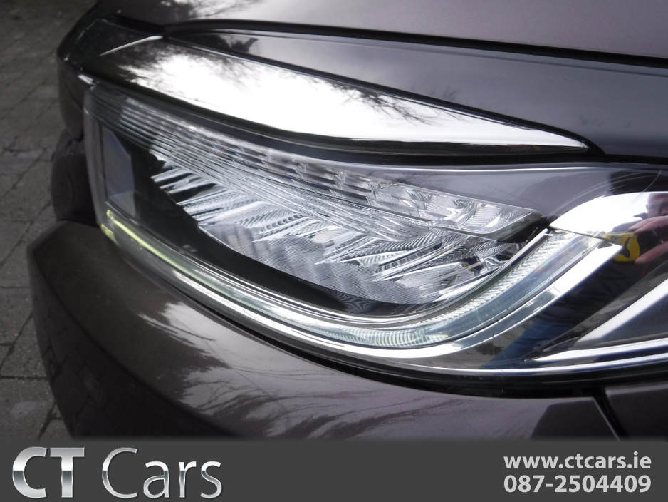 2018 Honda Vezel - image 14