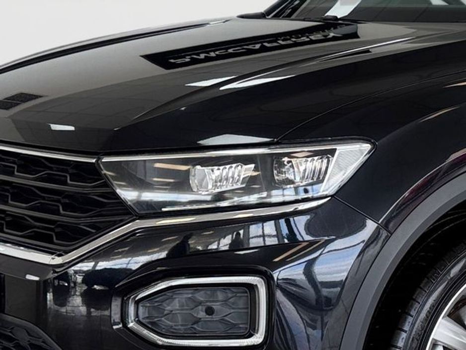 2020 Volkswagen T-Roc - image 9