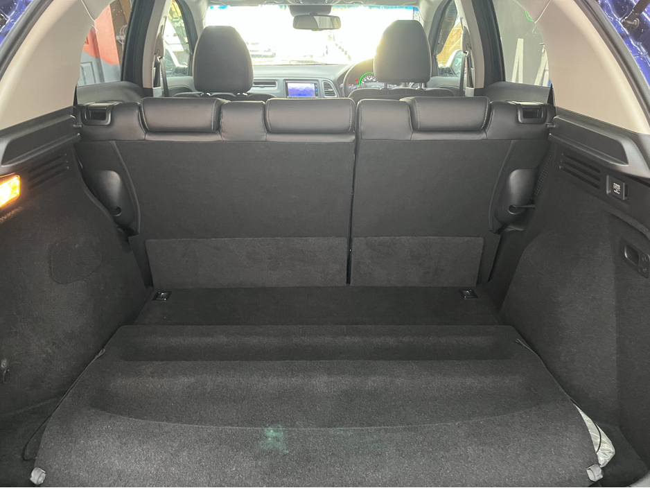 2017 Honda Vezel €16950 2017 HONDA VEZEL HYBRID Z SENSING 1.5 AUTOMATIC / CRUISE CONTROL / REVERSE CAMERA / HEATED SEATS / PADDLE SHIFTERS AND MORE €16,950