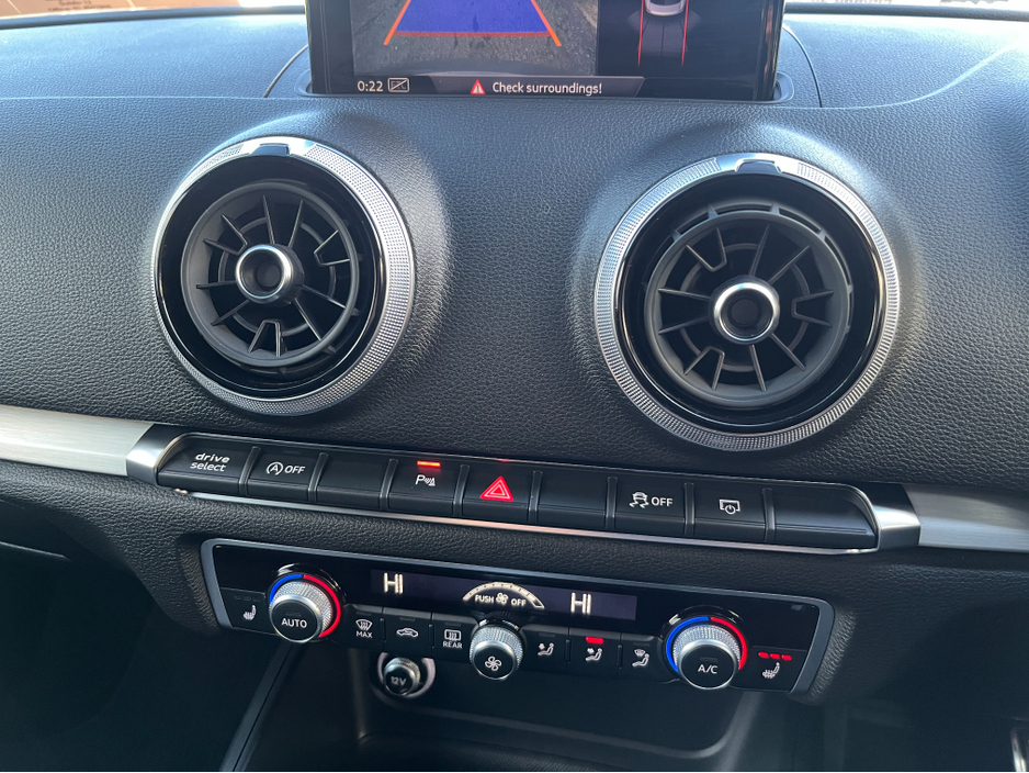 2019 Audi A3 S-LINE BLACK EDITION SALOON AUTOMATIC 1.4 PETROL //HIGH SPEC//LOW MILES//HALF LEATHER HEATED SEATS//KEYLESS ENTRY//ADAPTIVE CRUISE CONTROL//