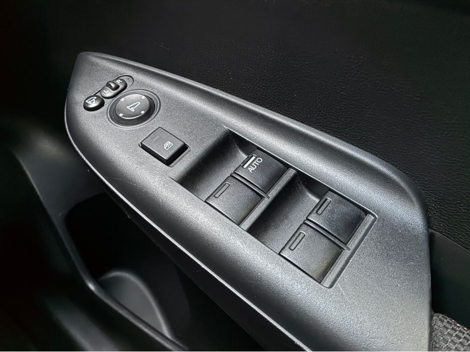 2015 Honda Fit 1.5i Petrol Hybrid Automatic S Model €11,950