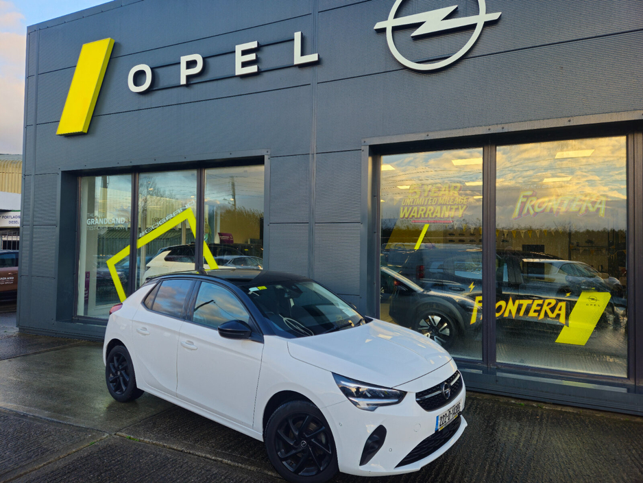 2022 Opel Corsa SRI 1.2i (75PS) S/S 5 Speed €17,950